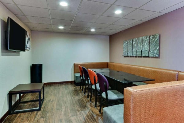 Drury Plaza Hotel San Antonio Airport image 10